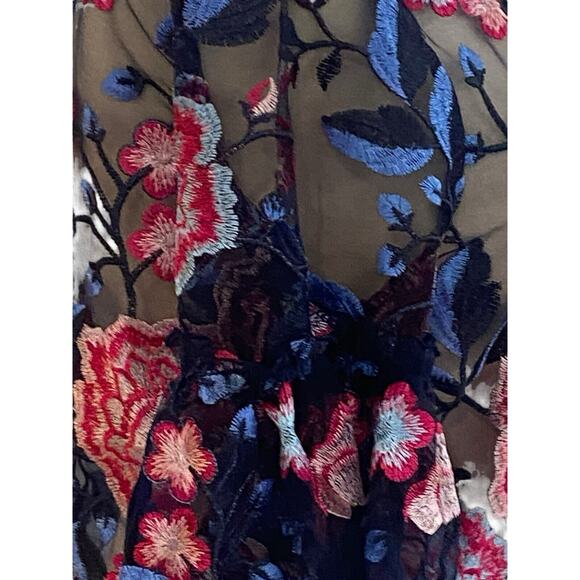 Size M Women’s Zara Floral Lace Flutter Sleeve Top Shirt Blouse - Picture 5 of 7